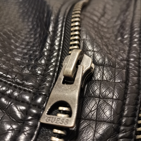 💎 Guess Men Faux Leather Croc Embossed Vest Moto - Picture 8 of 11